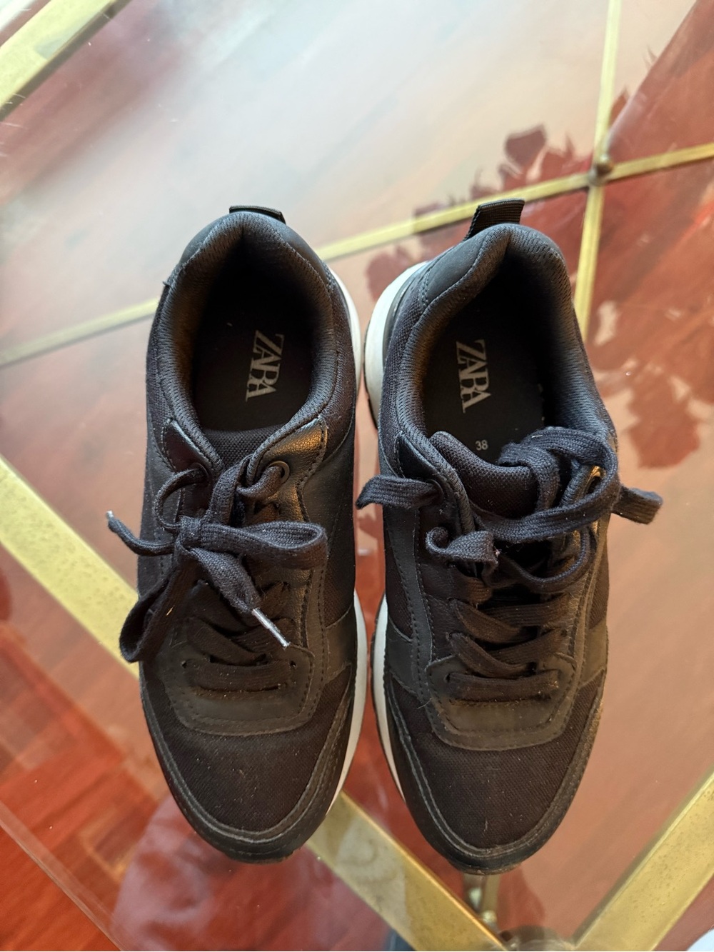 Zara Black Low-Top Lace-Up Sneakers